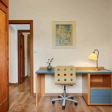 Apartment Centre
